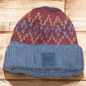 ‼️SOLD - UGG Men’s Tasman Jaquard Blue and Dark Red Knit Beanie
